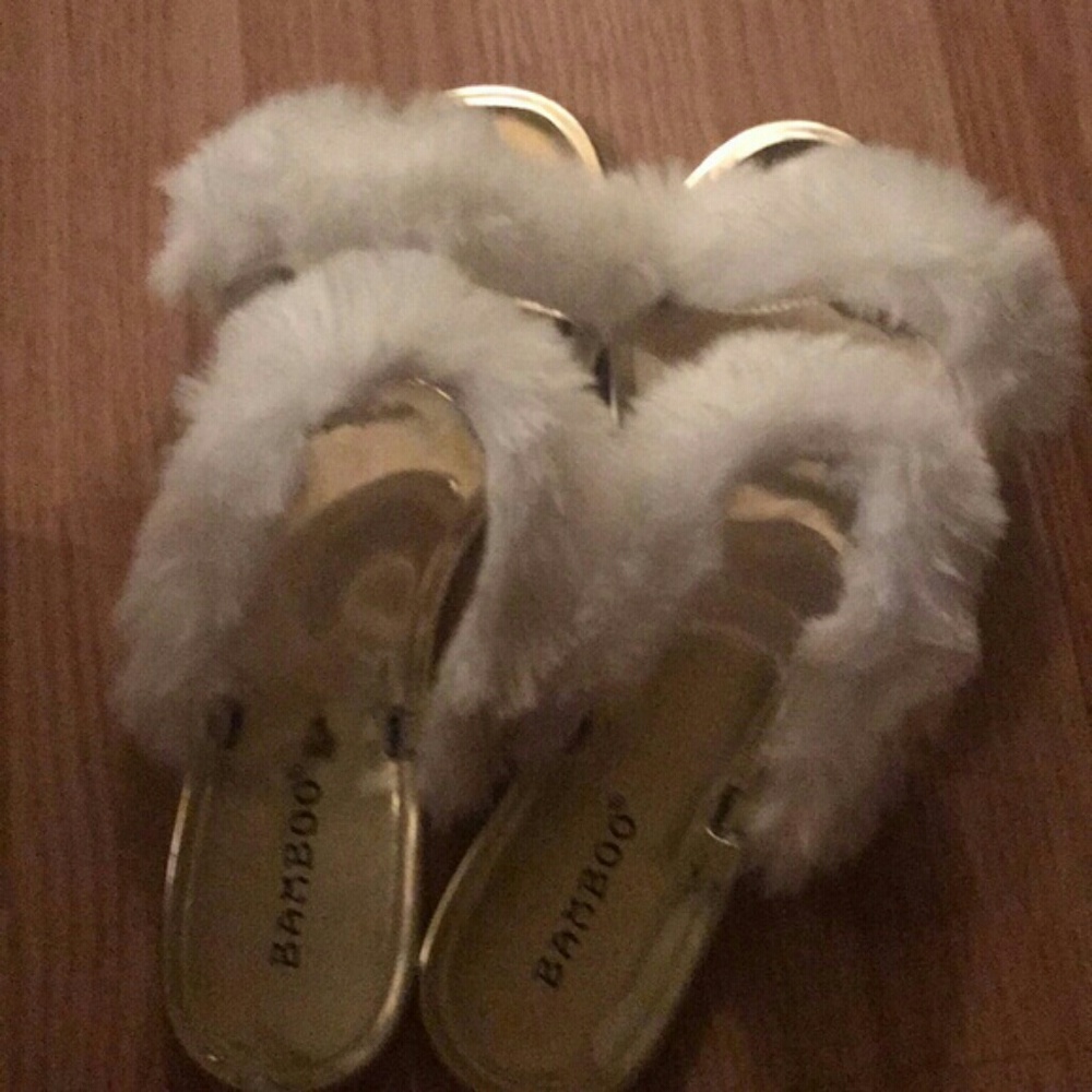 White fur sandals
